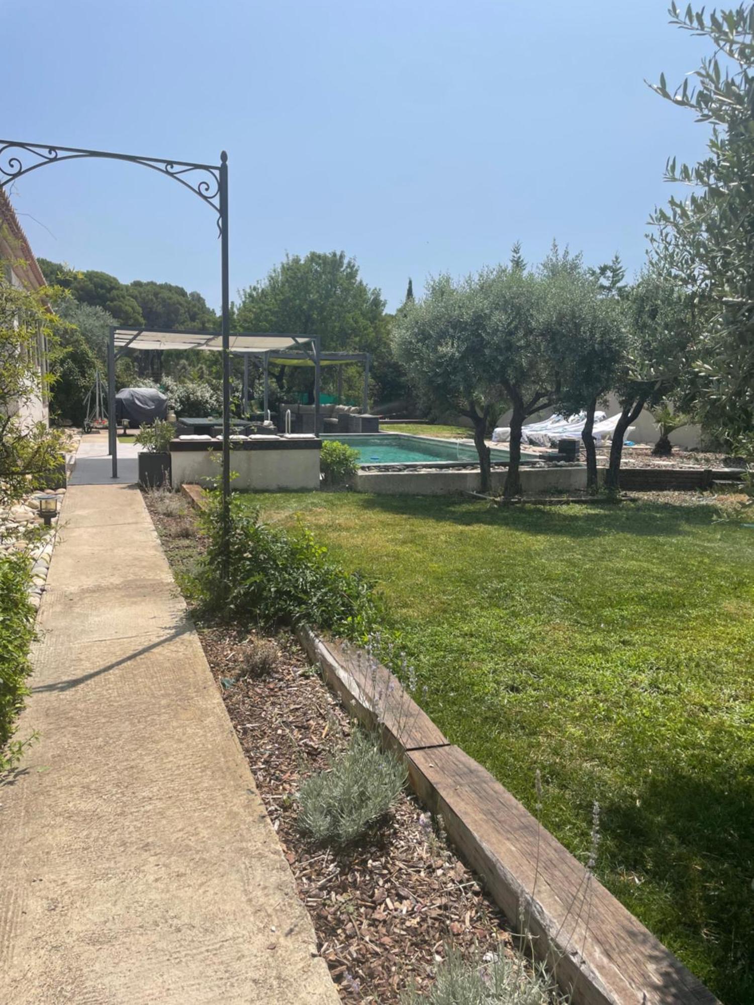 Villa Le Luberon Mérindol Εξωτερικό φωτογραφία